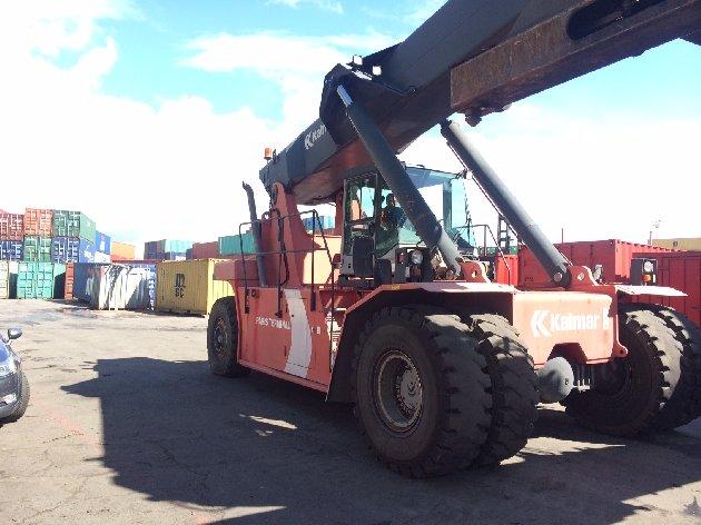 Chariot reach stacker Kalmar 45 tonnes Diesel