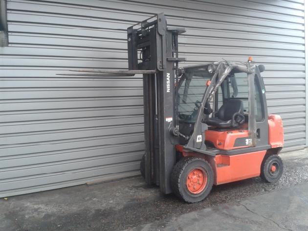 Chariot élévateur Nissan 3,2 tonnes Diesel