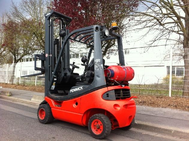 Chariot élévateur Fenwick 1,8 tonnes Gaz