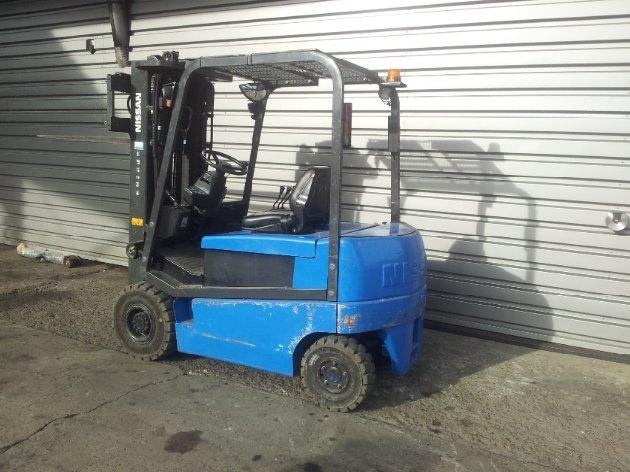 Chariot élévateur Nissan 2,5 tonnes Electrique